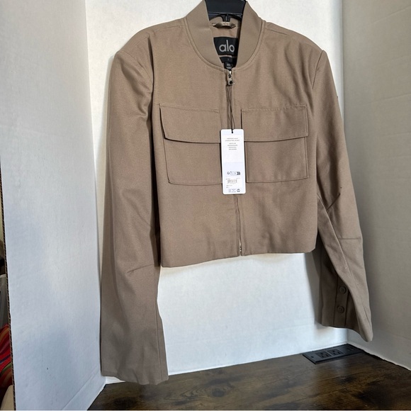 ALO YOGA Cropped Main Character Jacket Size Large/Small/Medium Light Cocoa NEW